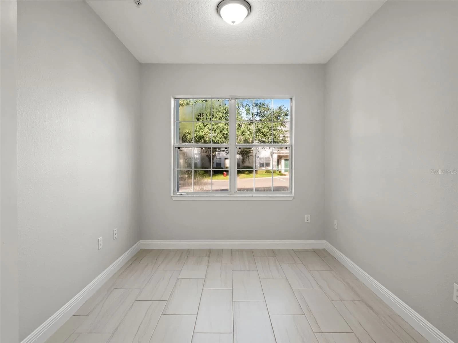 Photo 4 of 431 SOUTHERN PECAN Circle #101