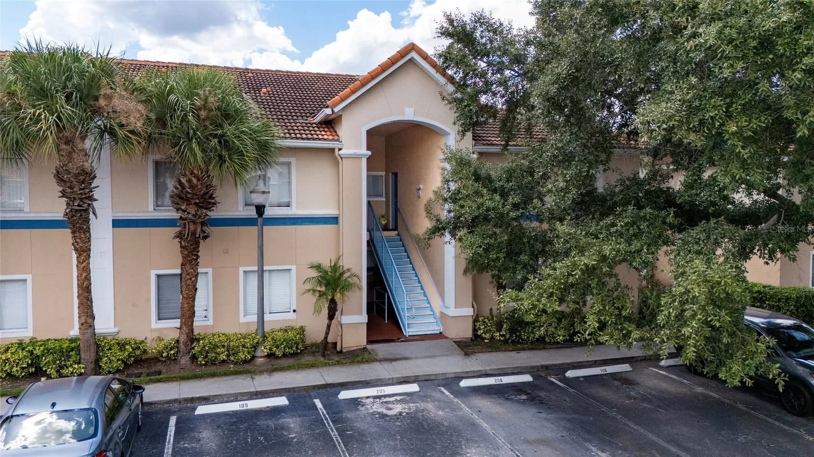 515 VILLA DEL SOL Circle #205