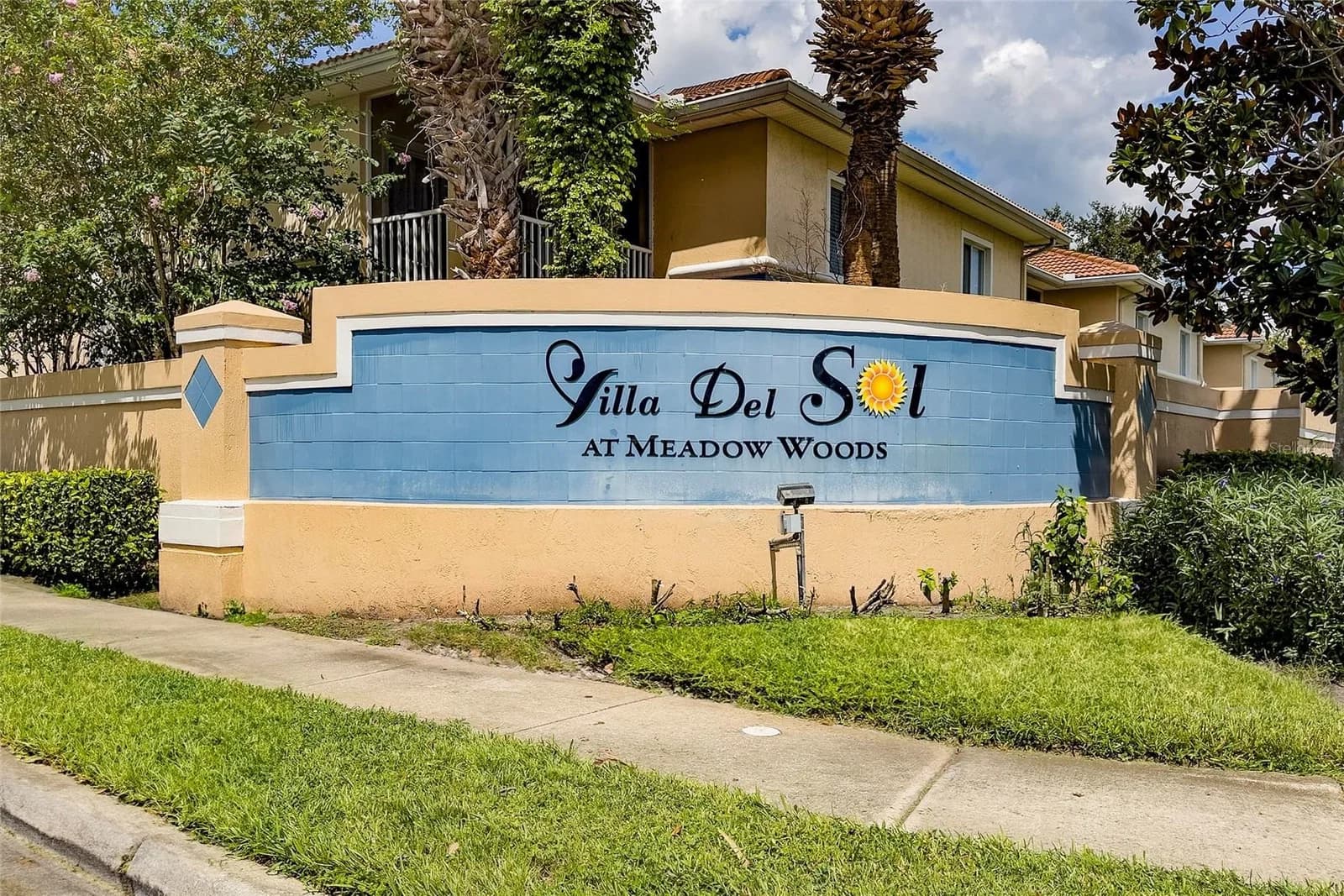 515 VILLA DEL SOL Circle #205