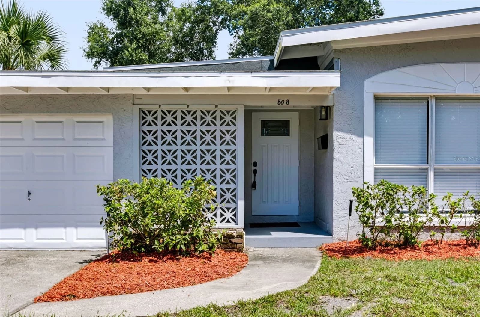 Photo 4 of 508 BRECHIN Drive