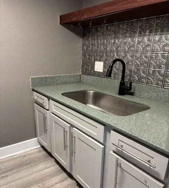 Photo 4 of 4127 DOLPHIN Drive #4127