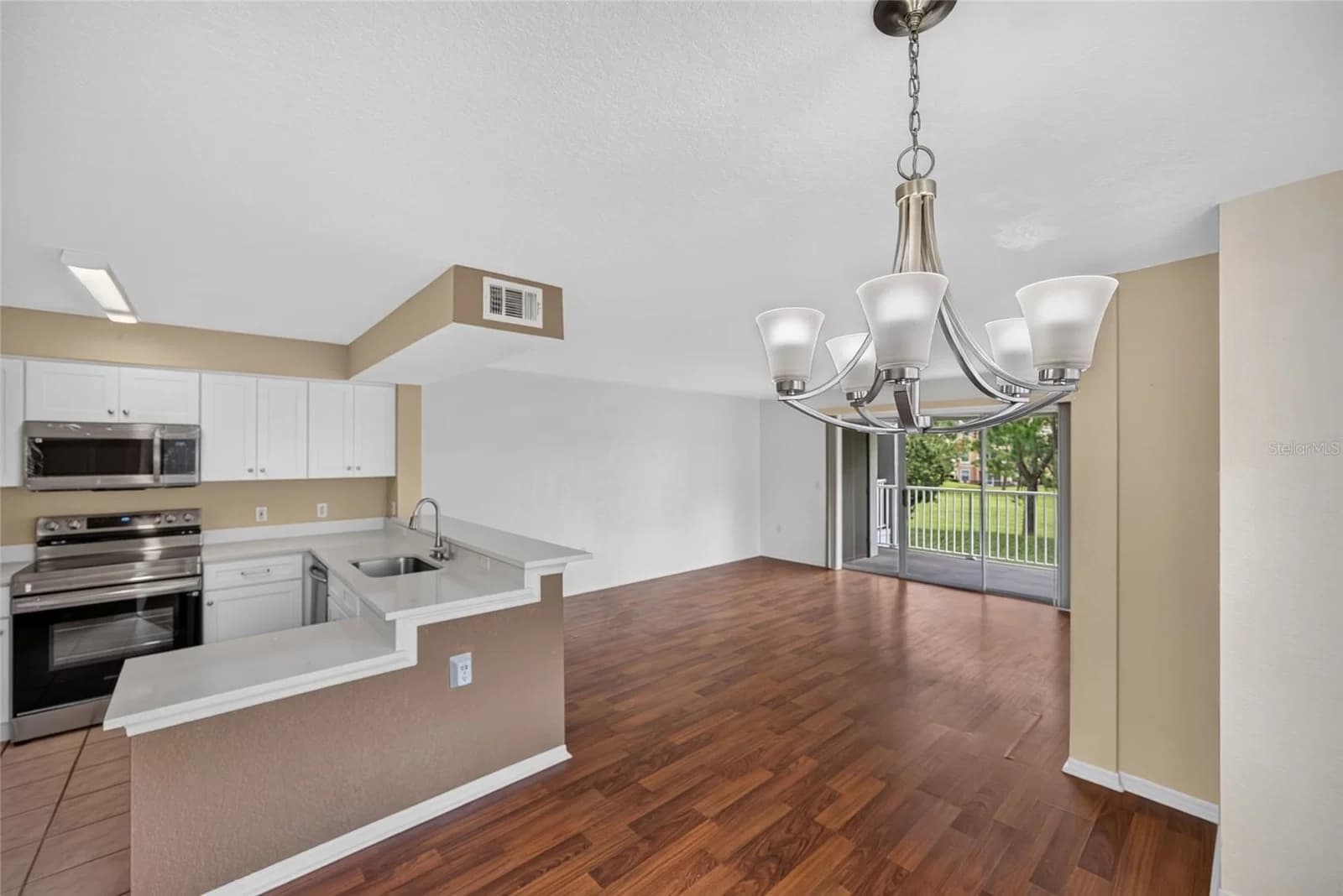 Photo 4 of 14013 FAIRWAY ISLAND Drive #428