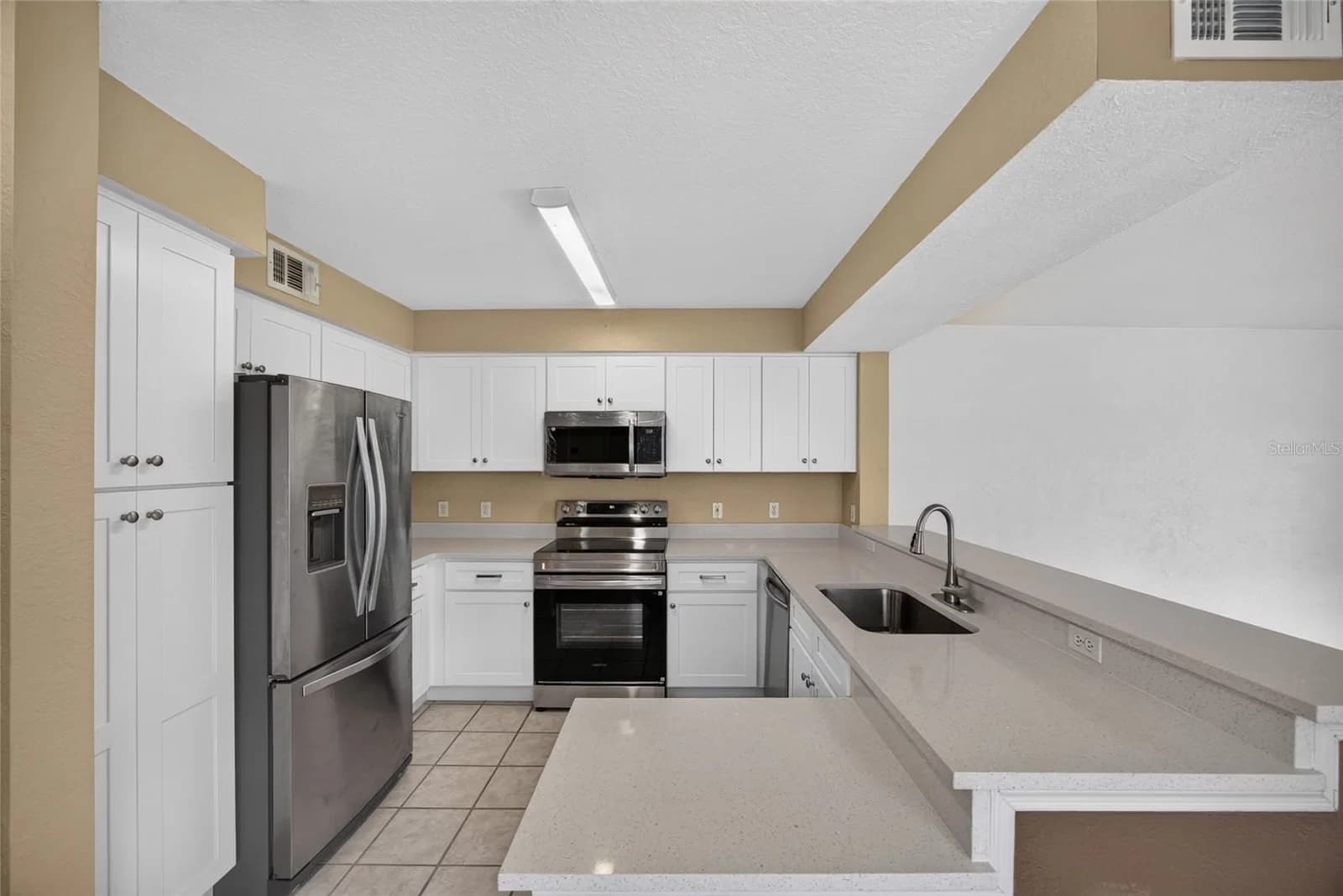 Photo 5 of 14013 FAIRWAY ISLAND Drive #428
