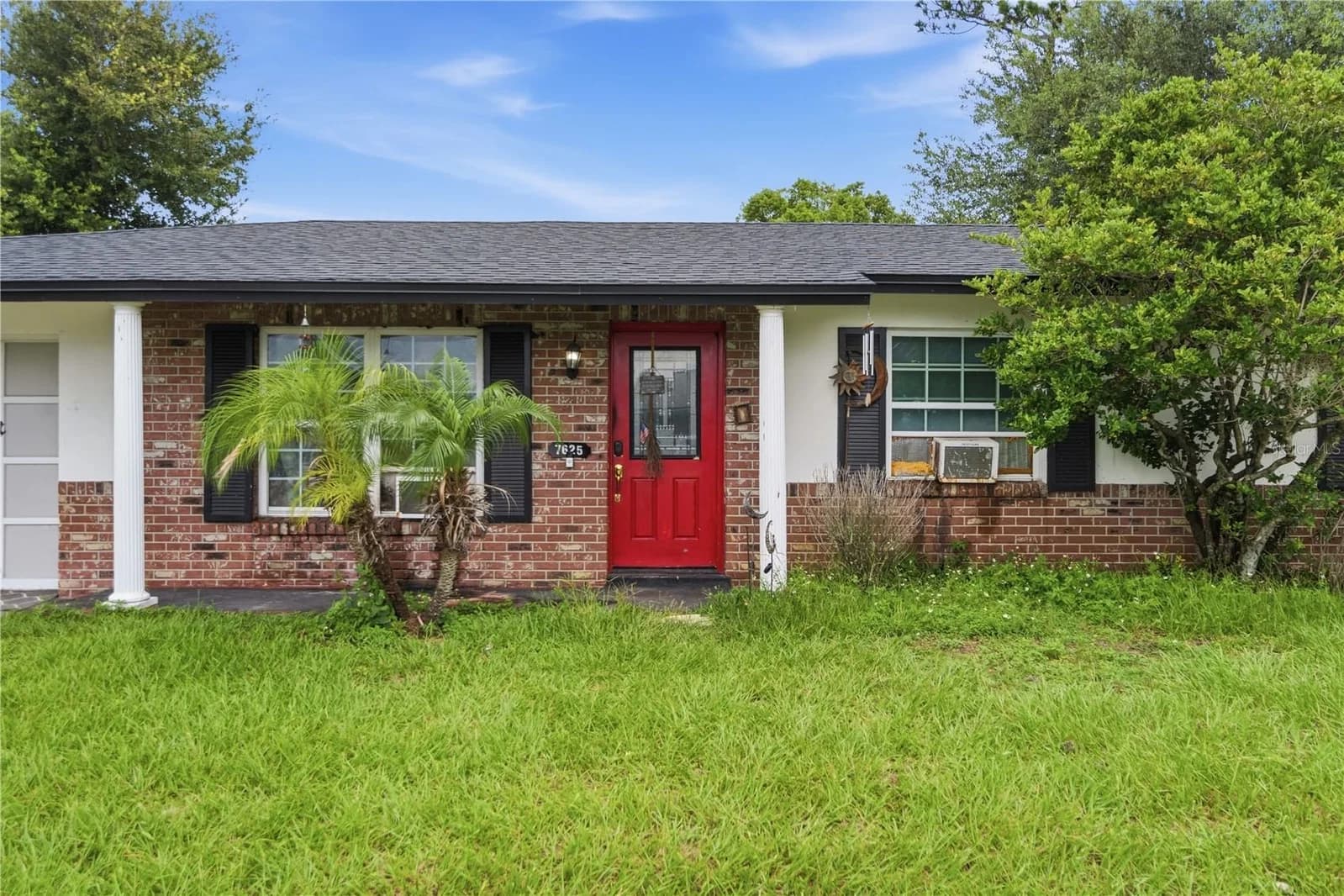 Photo 4 of 7625 GILCHRIST Drive