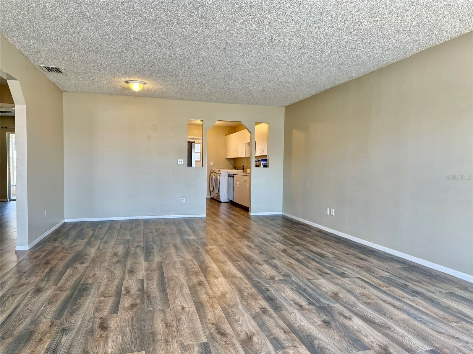 Photo 5 of 350 WINTER RIDGE Boulevard #350