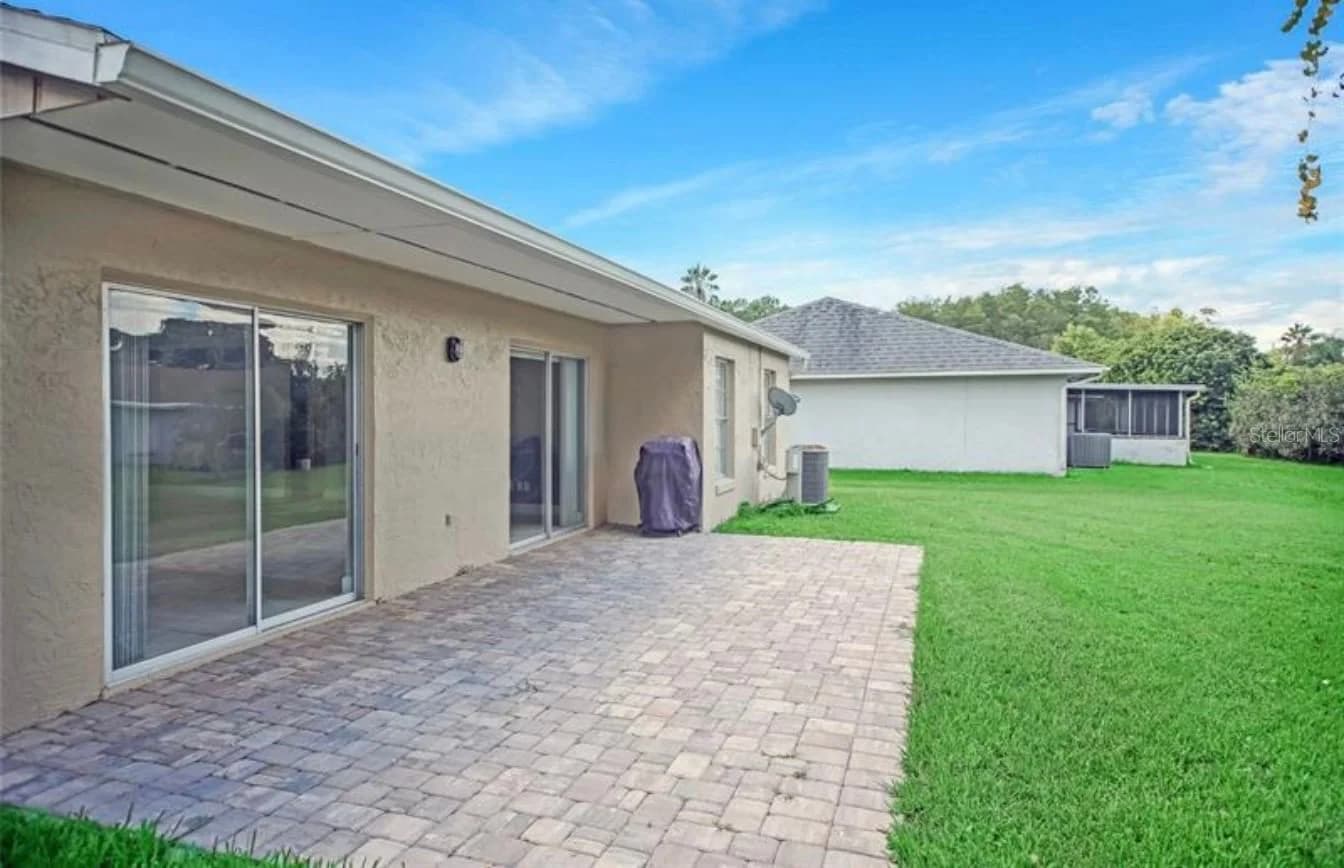 10526 LINGER Lane