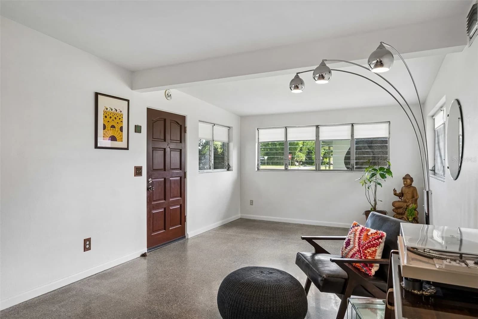 2626 AMBERGATE Road