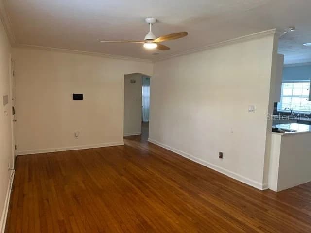 Photo 4 of 2819 ELIZABETH Avenue