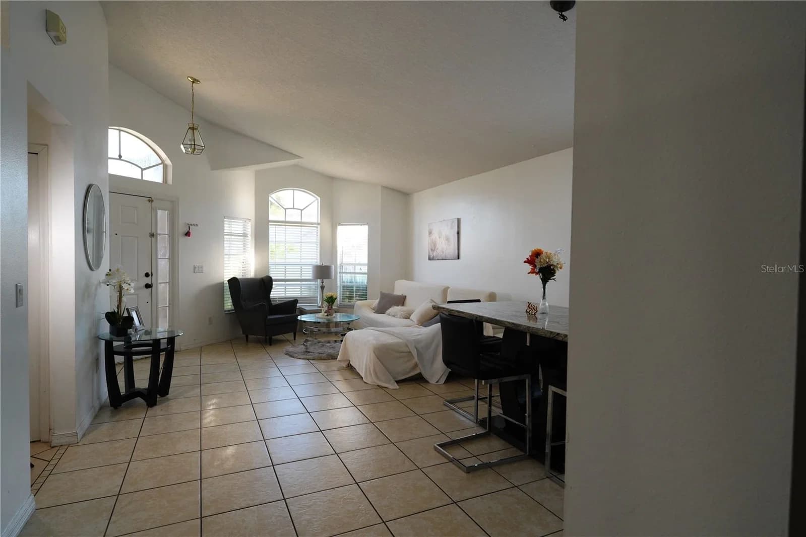 Photo 5 of 5151 HOOK HOLLOW CIR