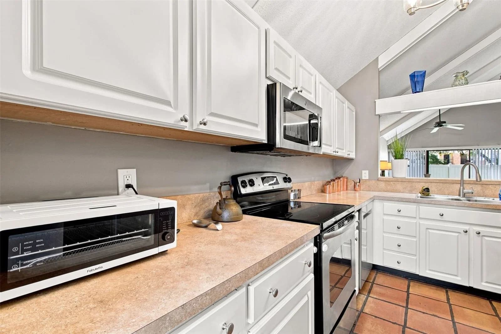 Photo 4 of 4130 MURIEL Place #5-C