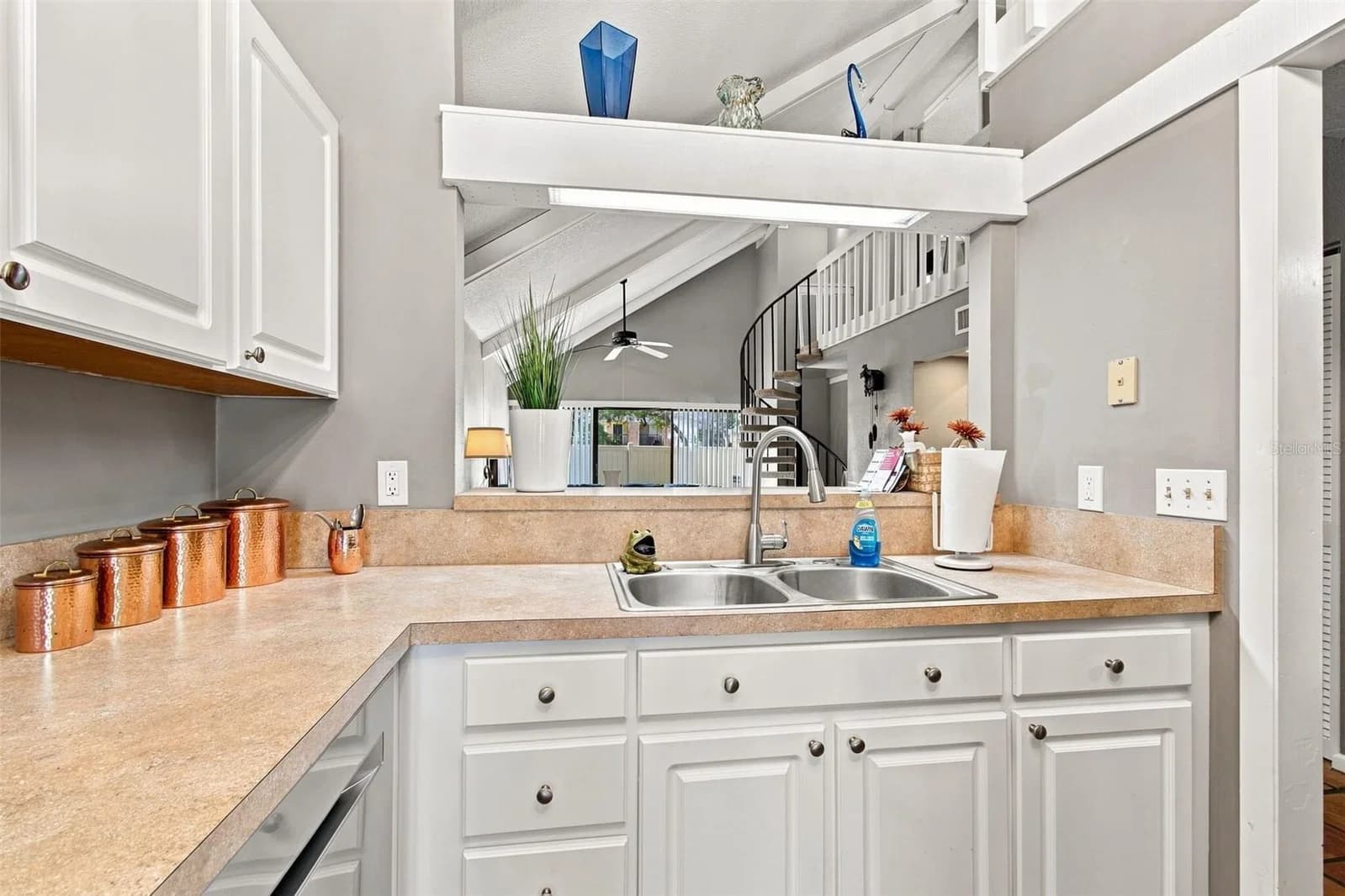 Photo 5 of 4130 MURIEL Place #5-C