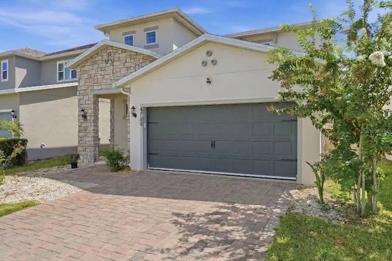4700 CRAGMERE Loop