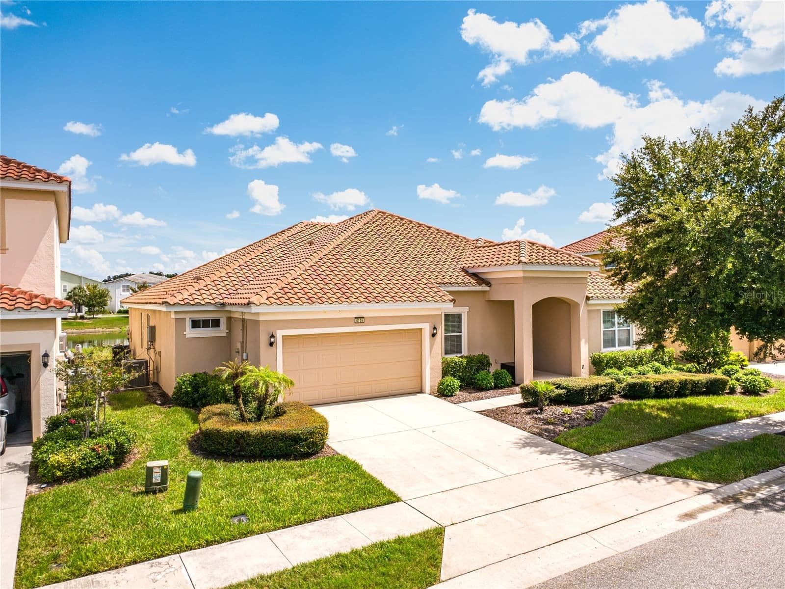 6136 BROAD OAK Drive
