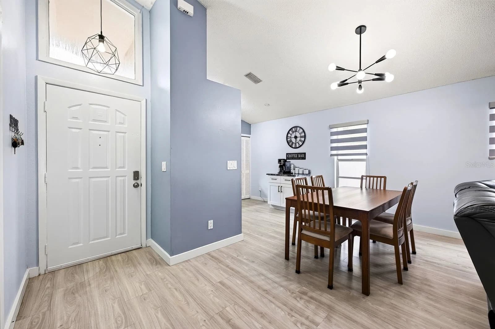 Photo 5 of 9905 DEAN ACRE Drive