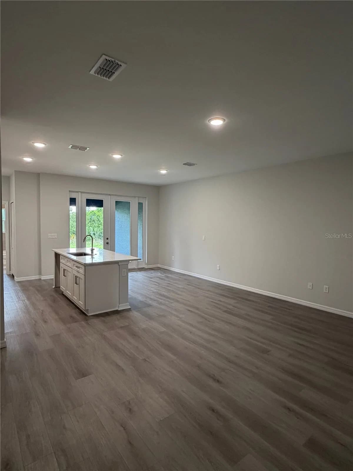 Photo 4 of 15709 34TH COURT Road