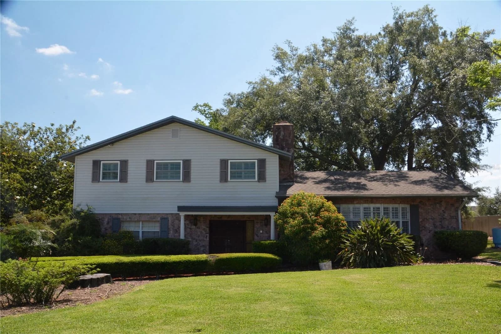 1879 LAKE EMMA Road