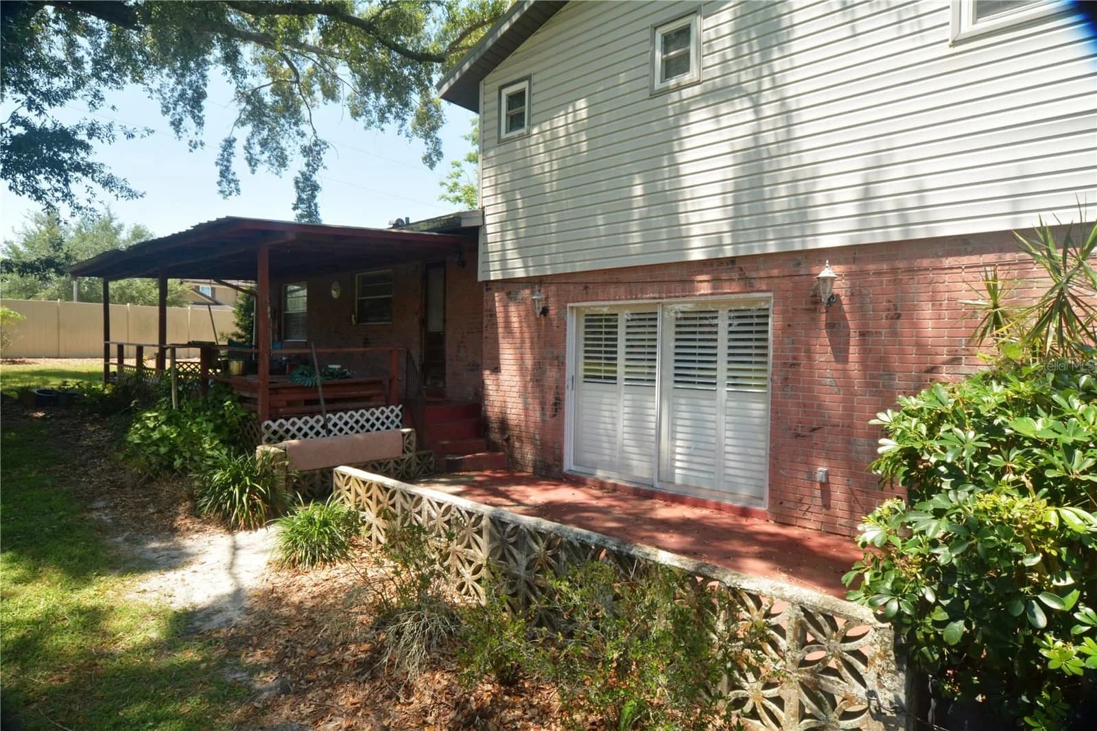 1879 LAKE EMMA Road
