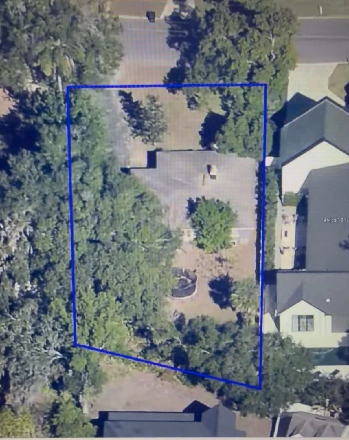 Photo 4 of 1212 DELANEY PARK Drive