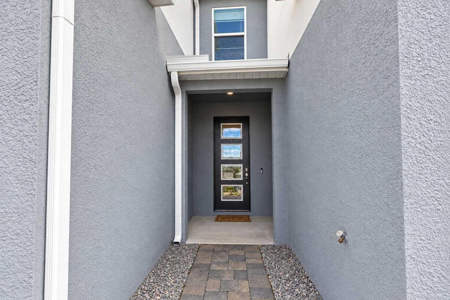 Photo 5 of 1076 SPRING PALMS Loop