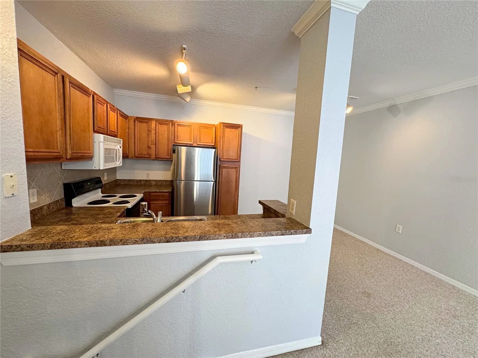 Photo 4 of 6131 METROWEST Boulevard #116