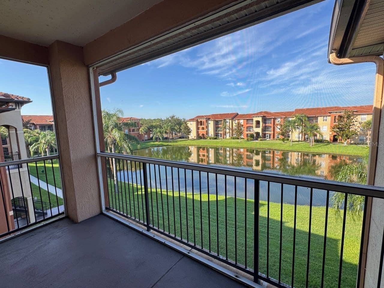 5536 METROWEST Boulevard #8-311