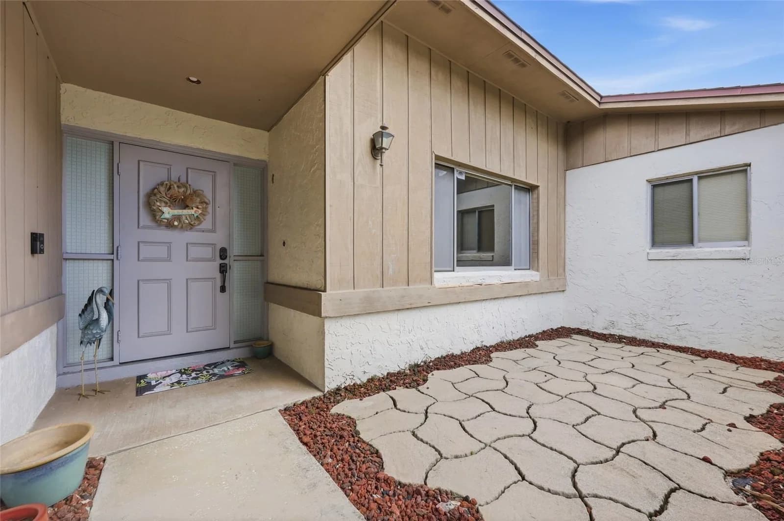 8582 CEDAR COVE Drive