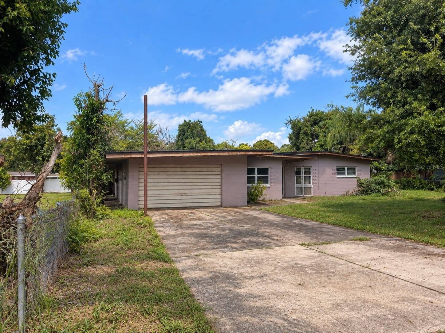 8506 DOT Lane