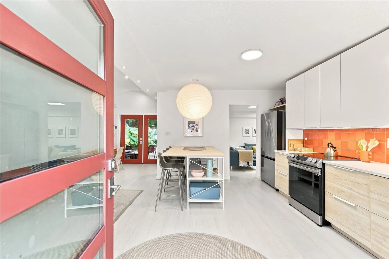 Photo 4 of 2620 MARBLE Avenue