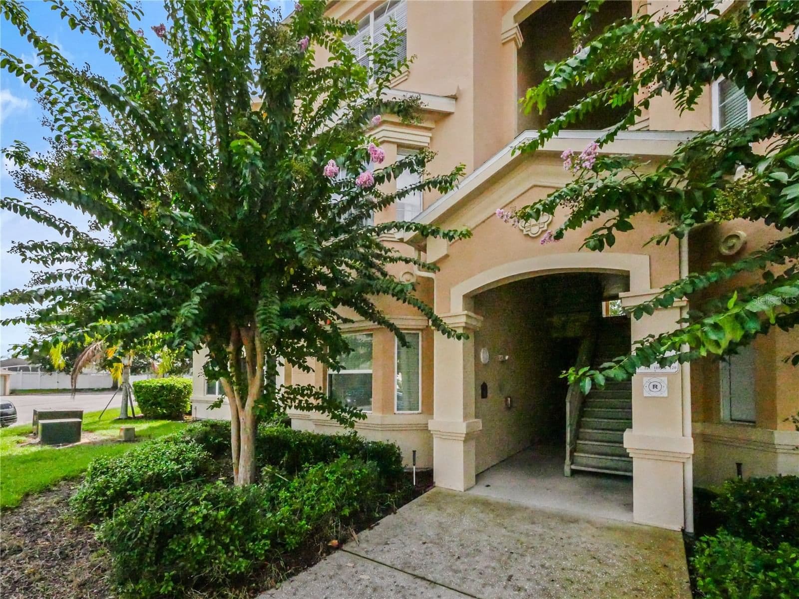 102 TERRACE RIDGE Circle #102