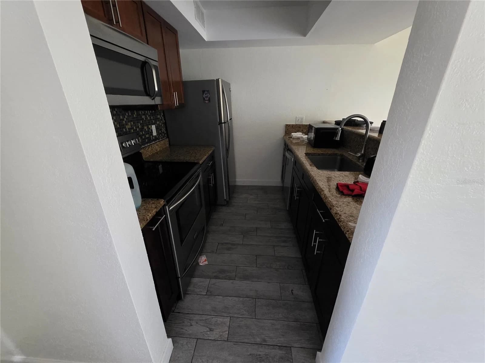 6106 PEREGRINE Avenue #C07