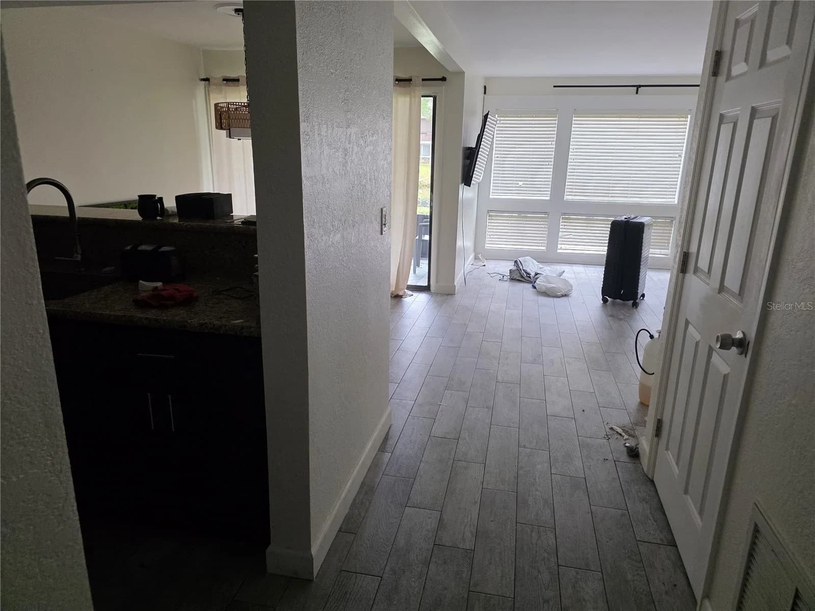 Photo 5 of 6106 PEREGRINE Avenue #C07