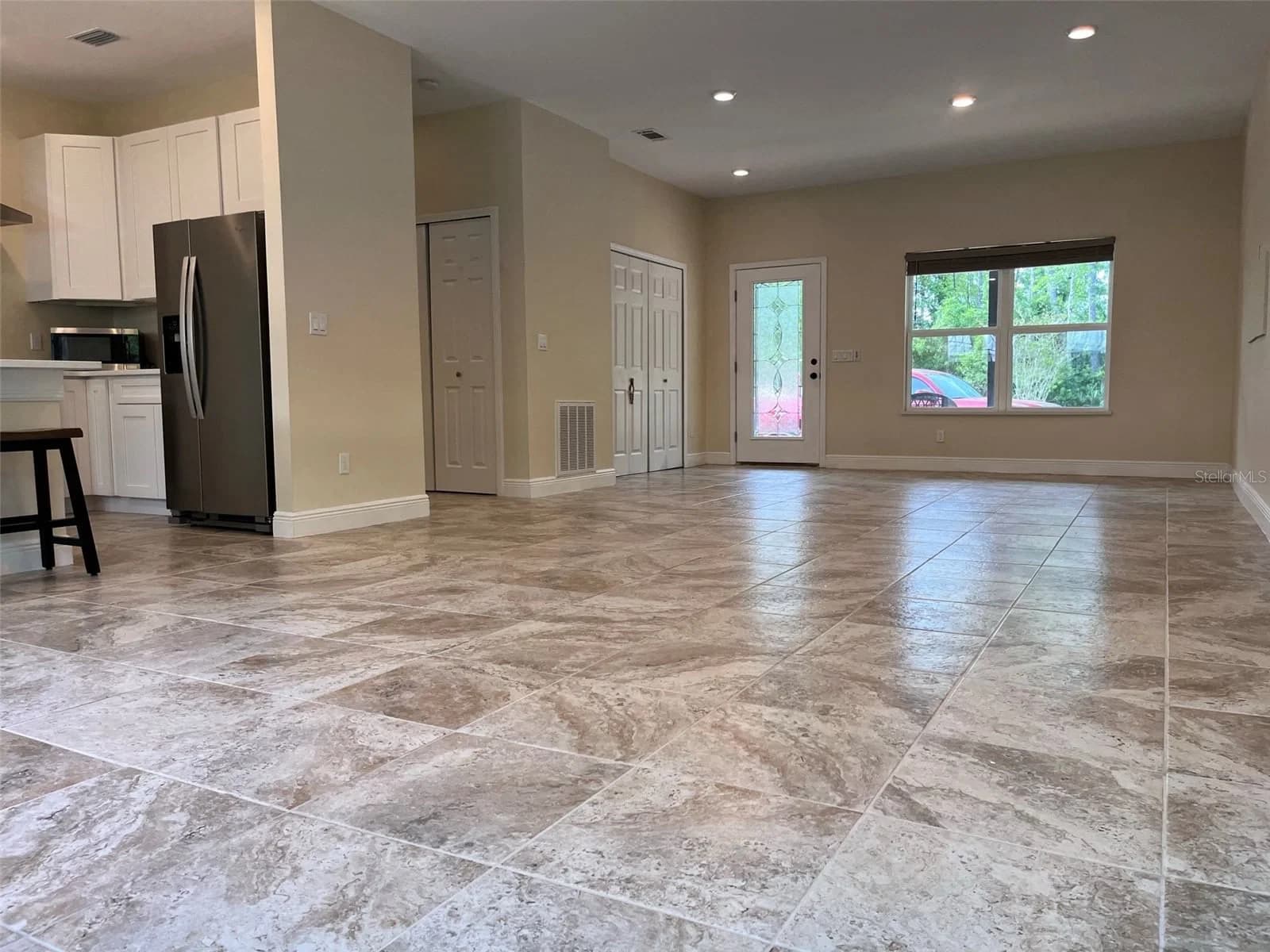Photo 5 of 456 BARON Road