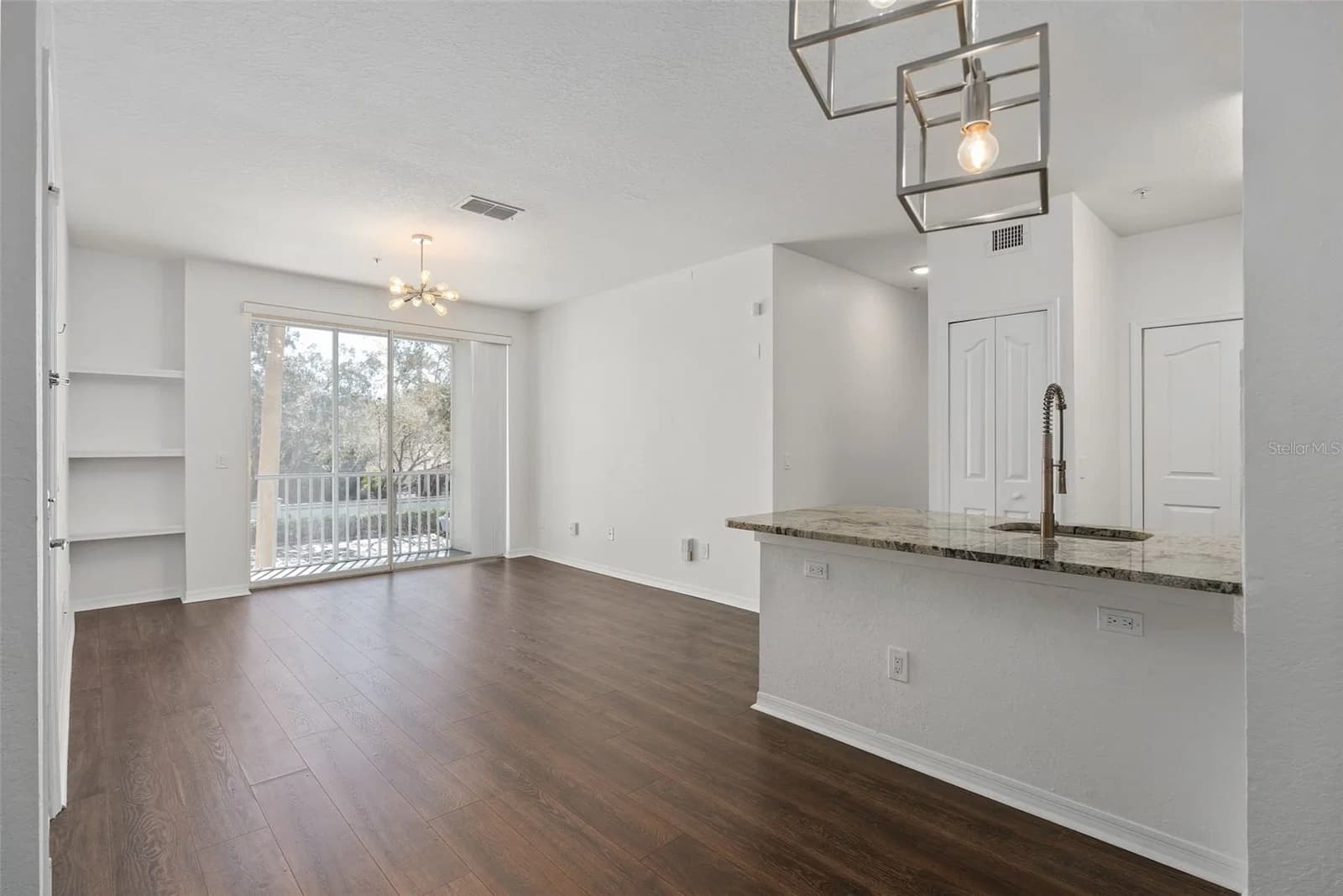 Photo 4 of 2717 MAITLAND CROSSING Way #205