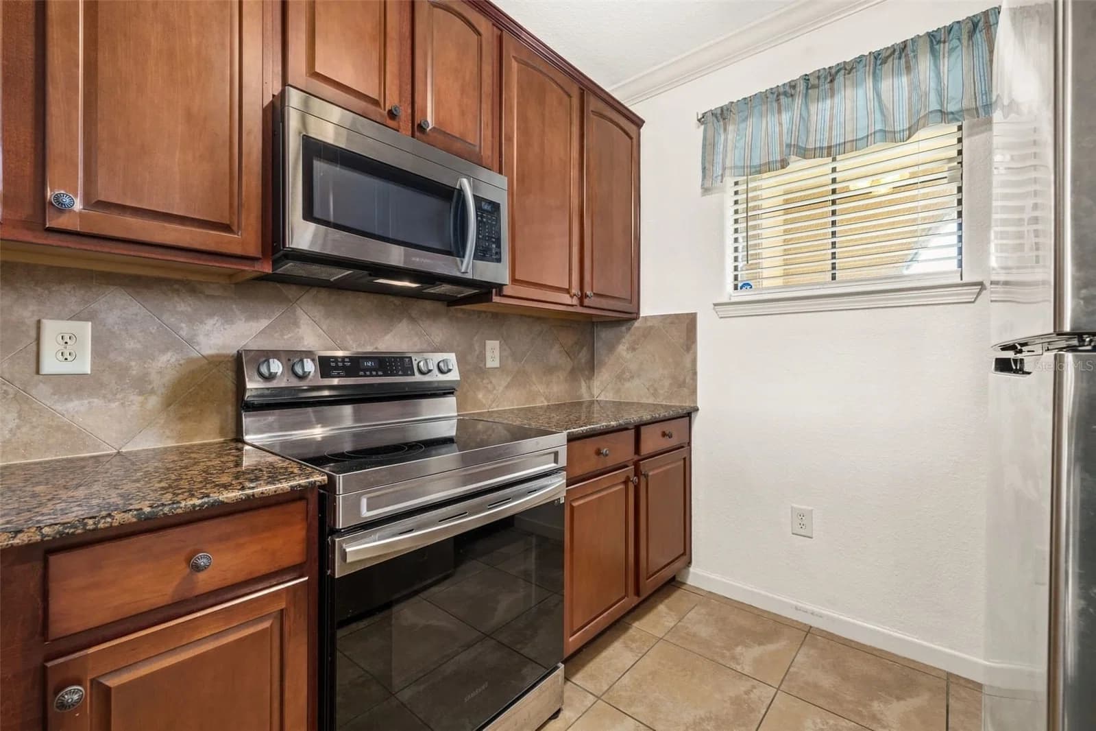 Photo 5 of 901 CHARO Parkway #716