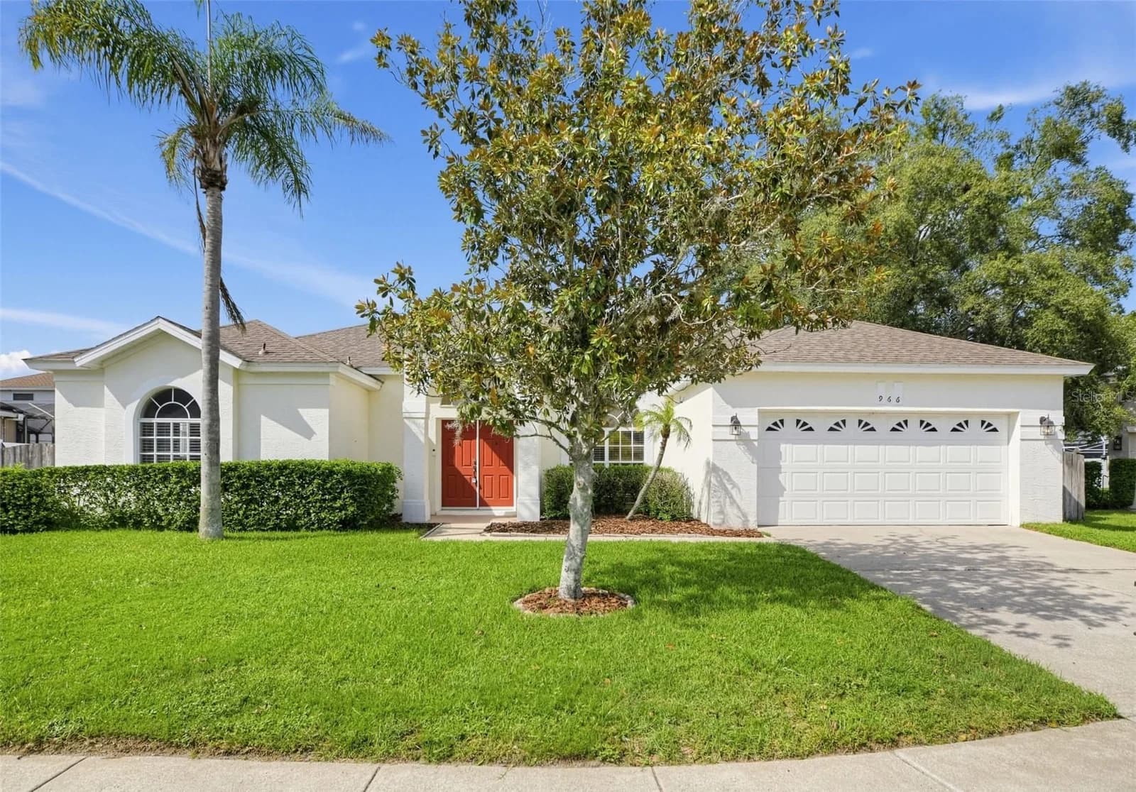 966 LONGWOOD CLUB Place