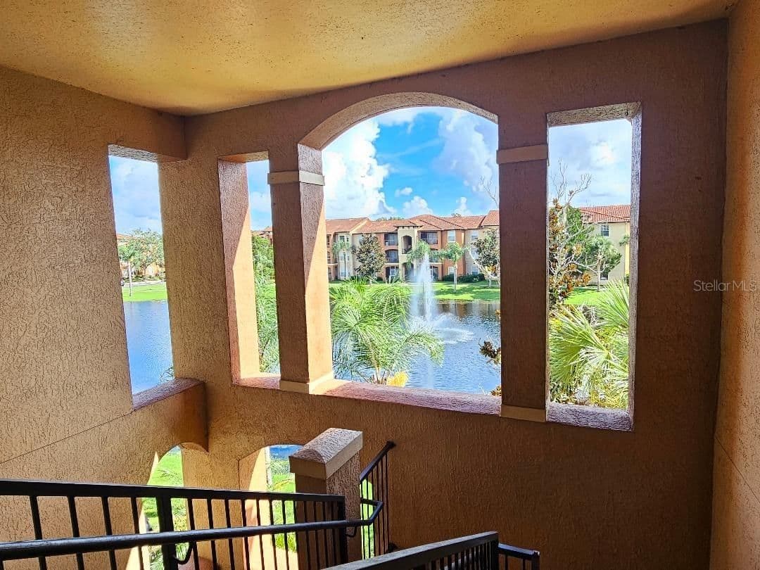 5572 METROWEST Boulevard #312
