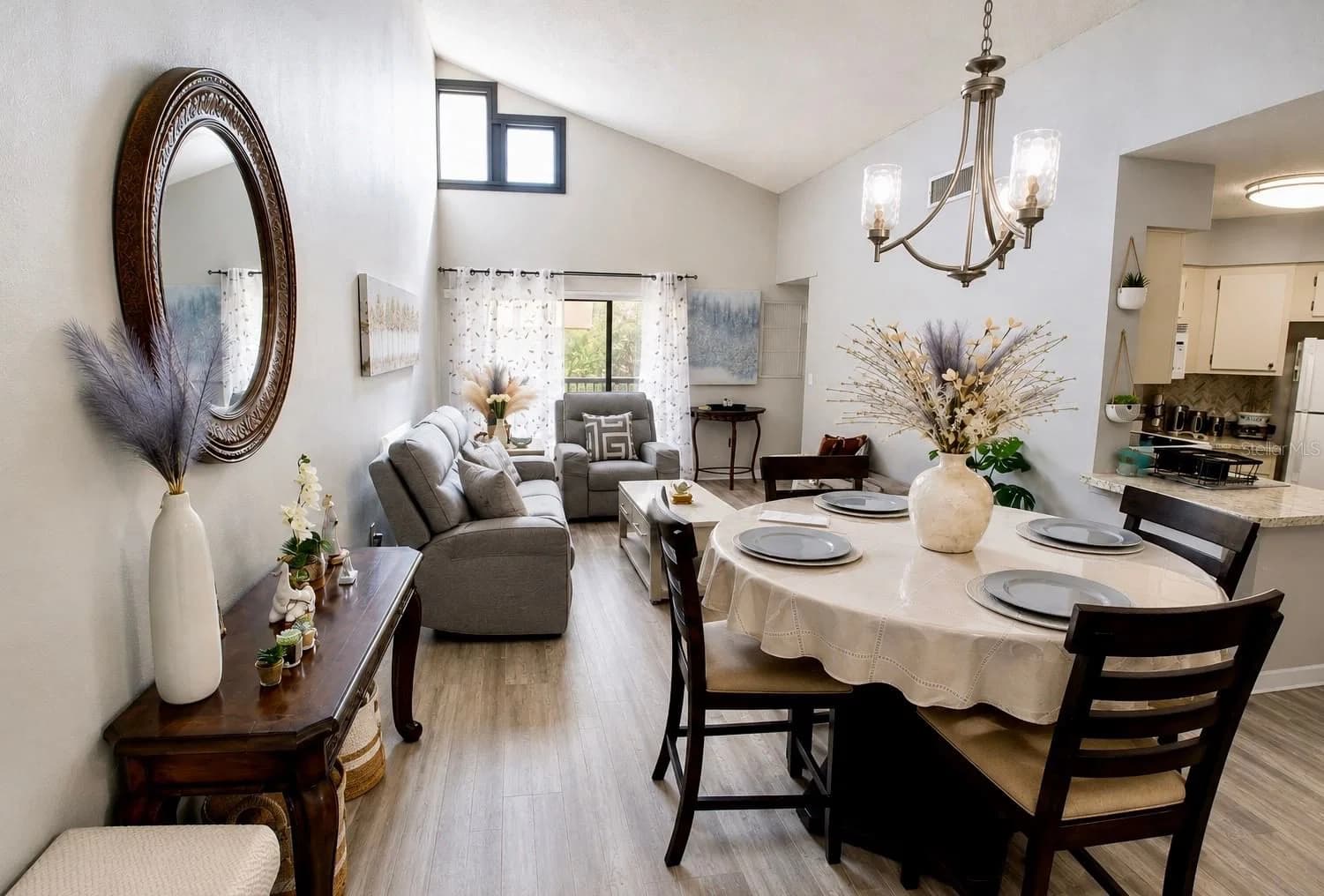 Photo 5 of 3712 SOUTHPOINTE Drive #U6