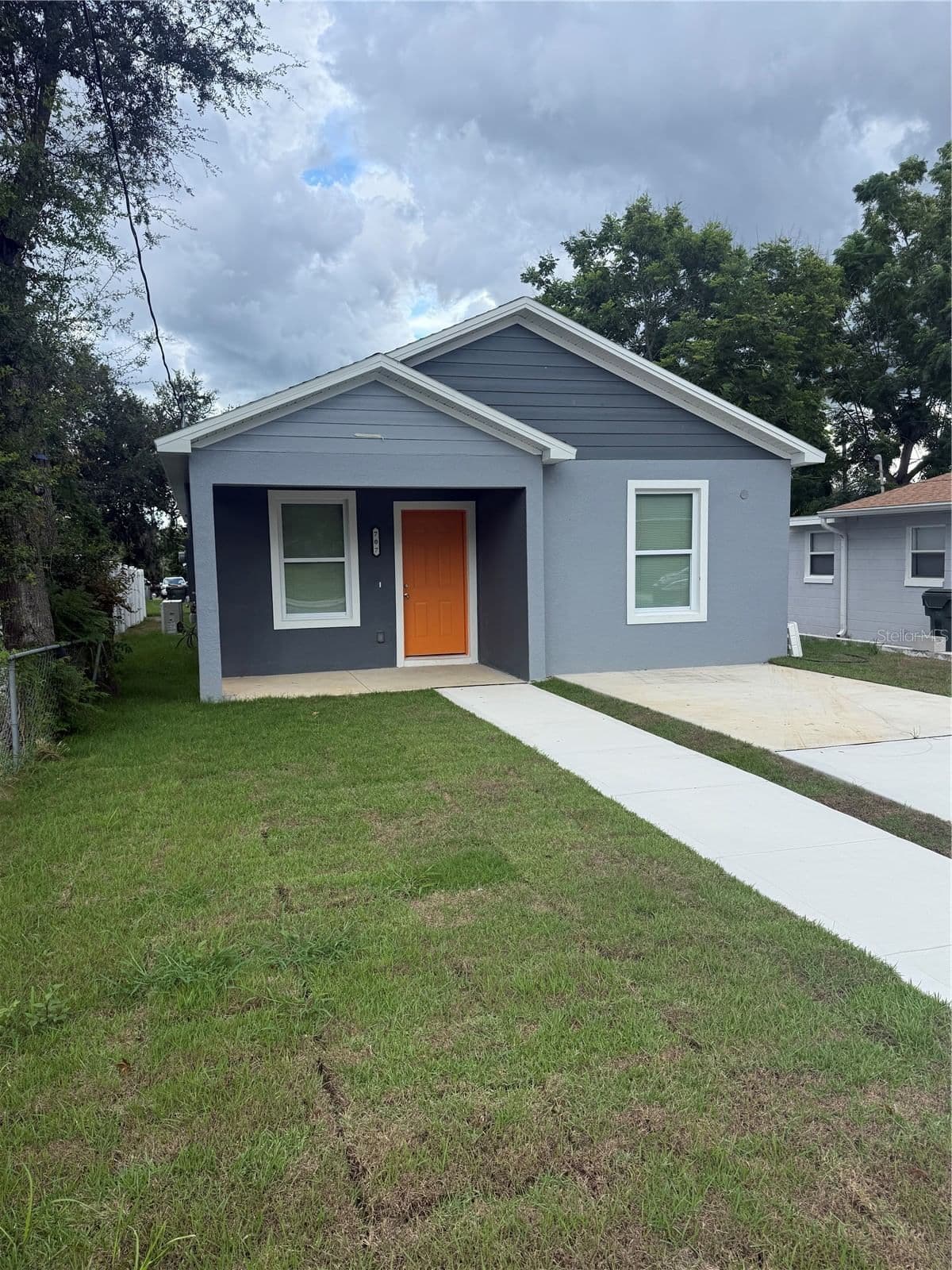Photo 4 of 707 9TH Street