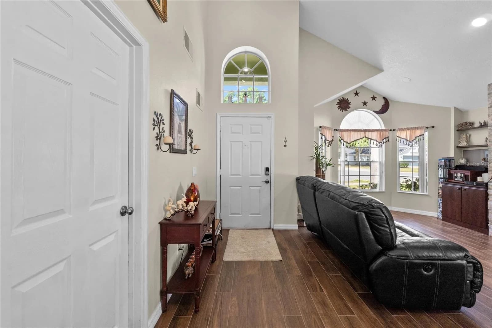 Photo 5 of 101 RAZORBILL Court