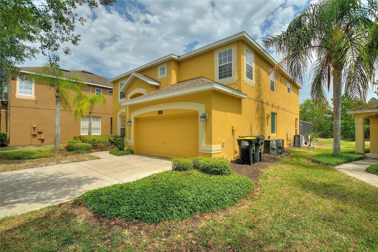 146 AFRICAN DAISY Court