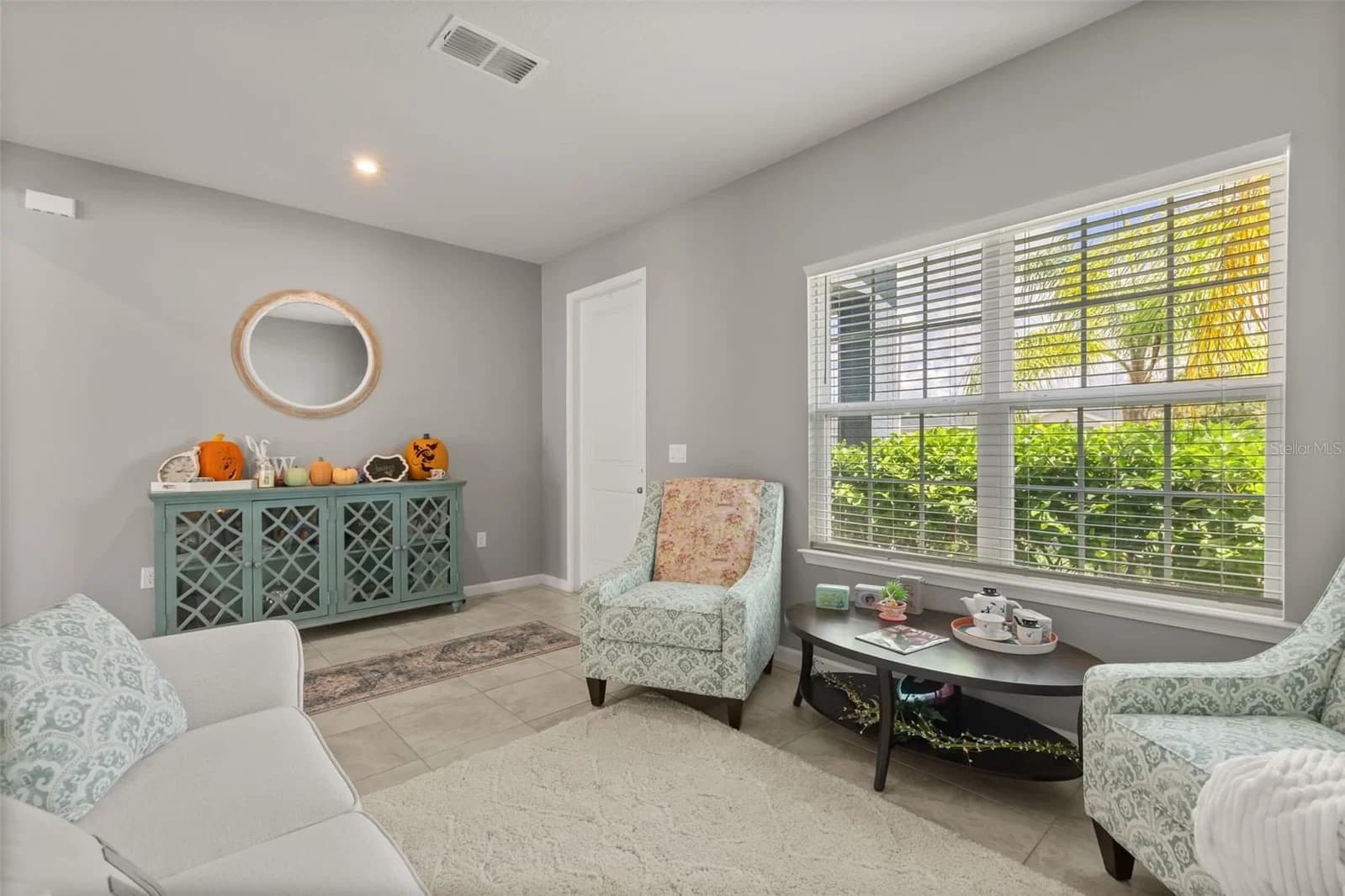 Photo 5 of 1596 EUCALYPTUS Way