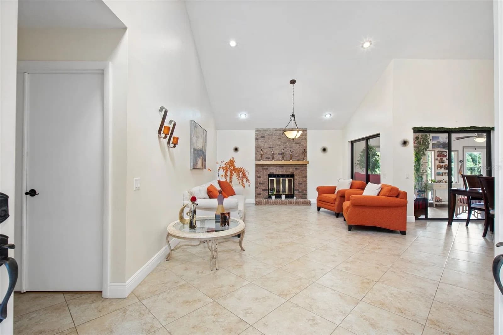 Photo 5 of 6729 EDGEWORTH Drive