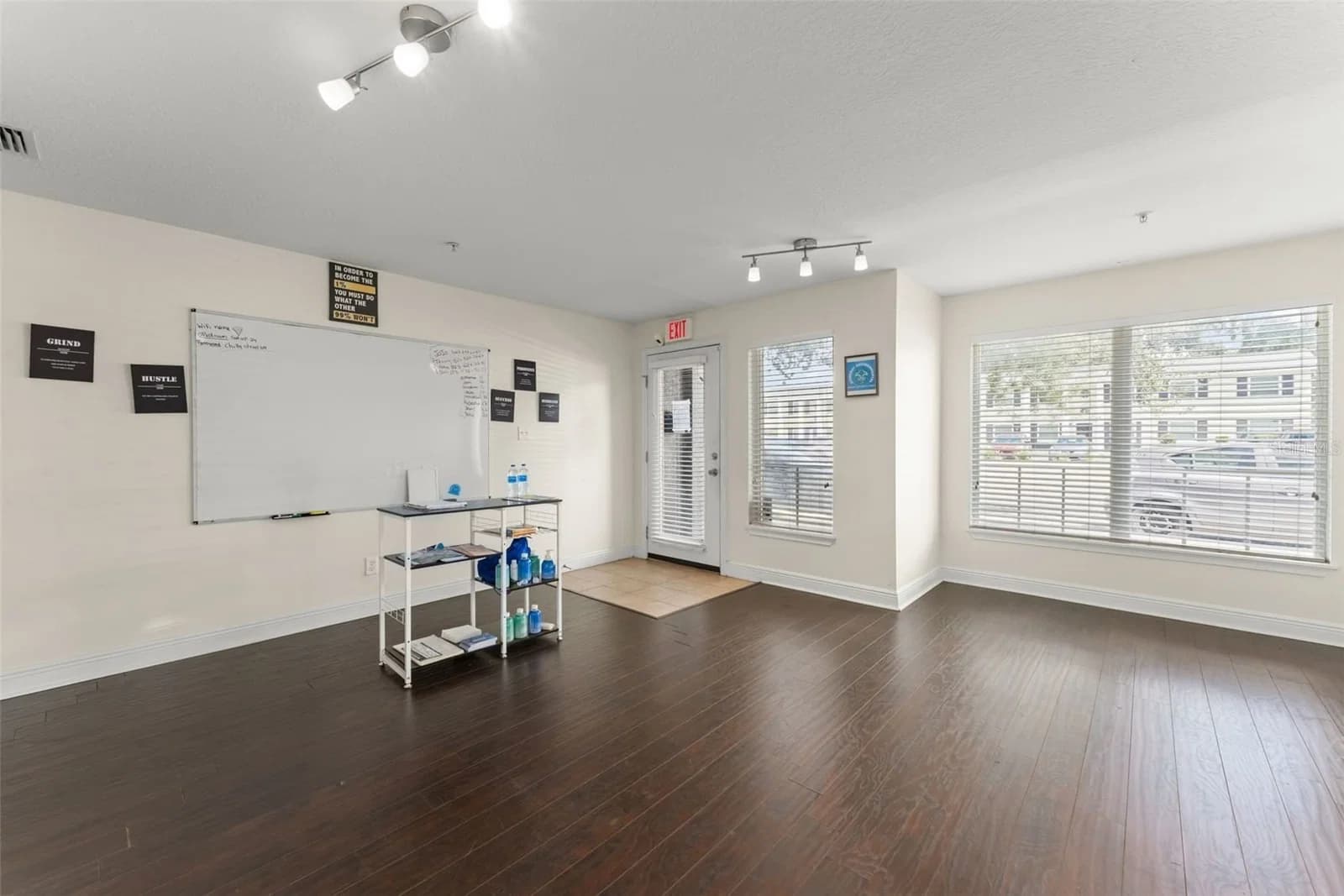 Photo 4 of 136 BUMBY Avenue #2