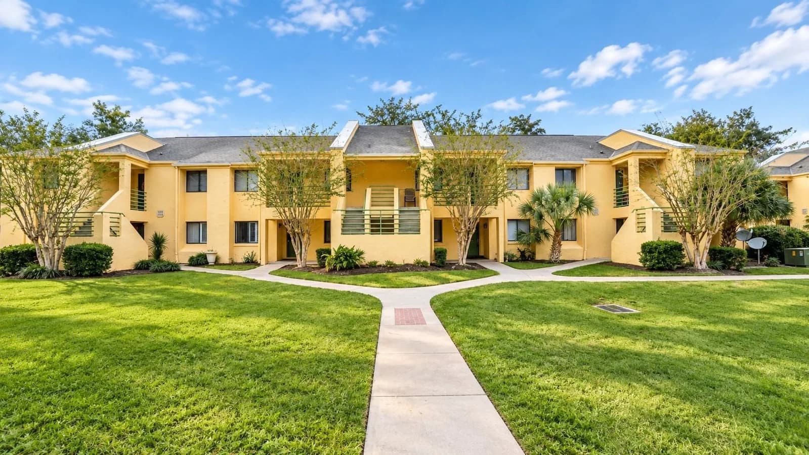 4370 LAKE ORLANDO Parkway #2-8