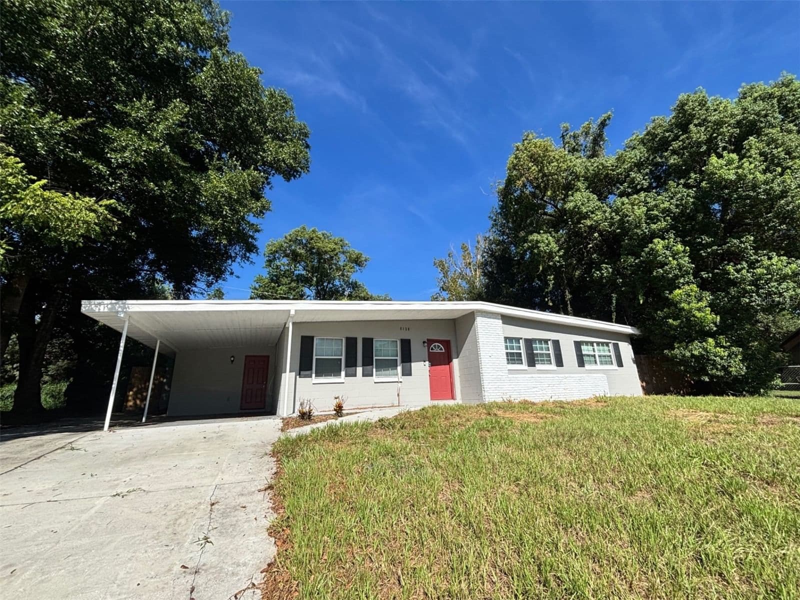 6138 OAKCREST Circle