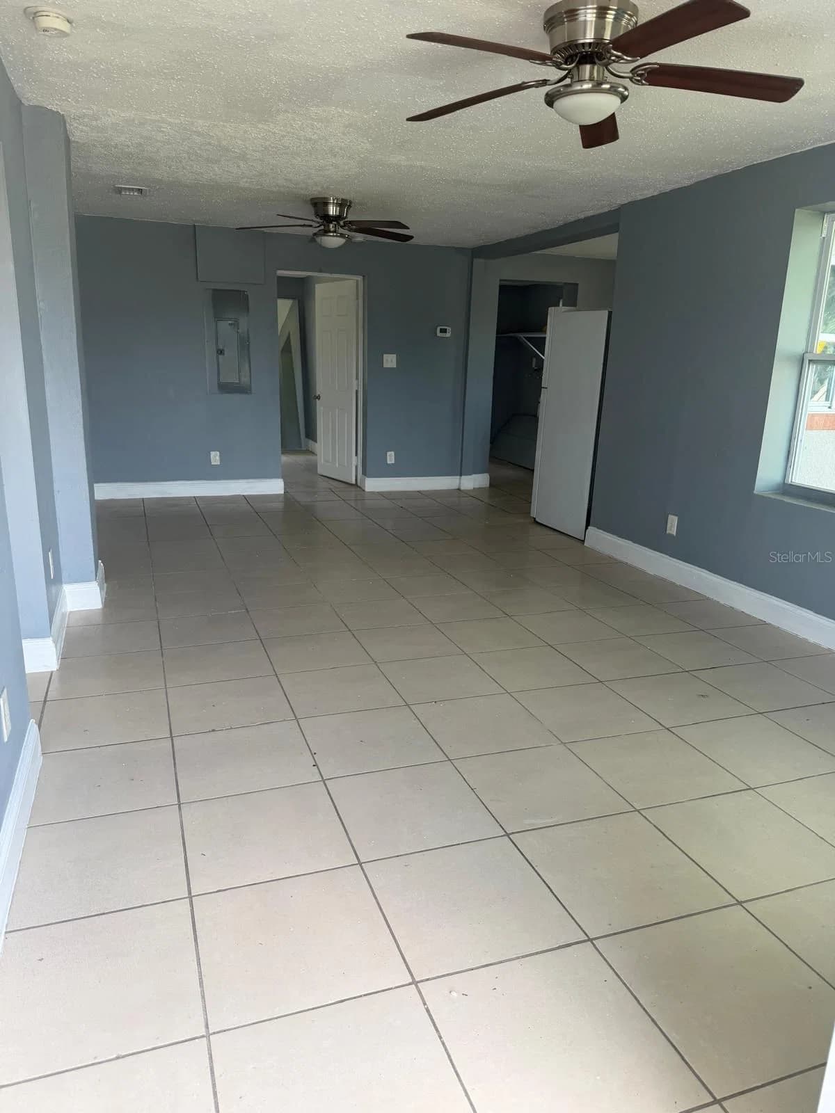 Photo 5 of 701 23RD Street