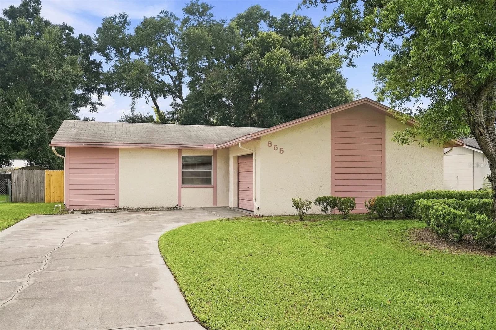 855 KILLEARN Boulevard