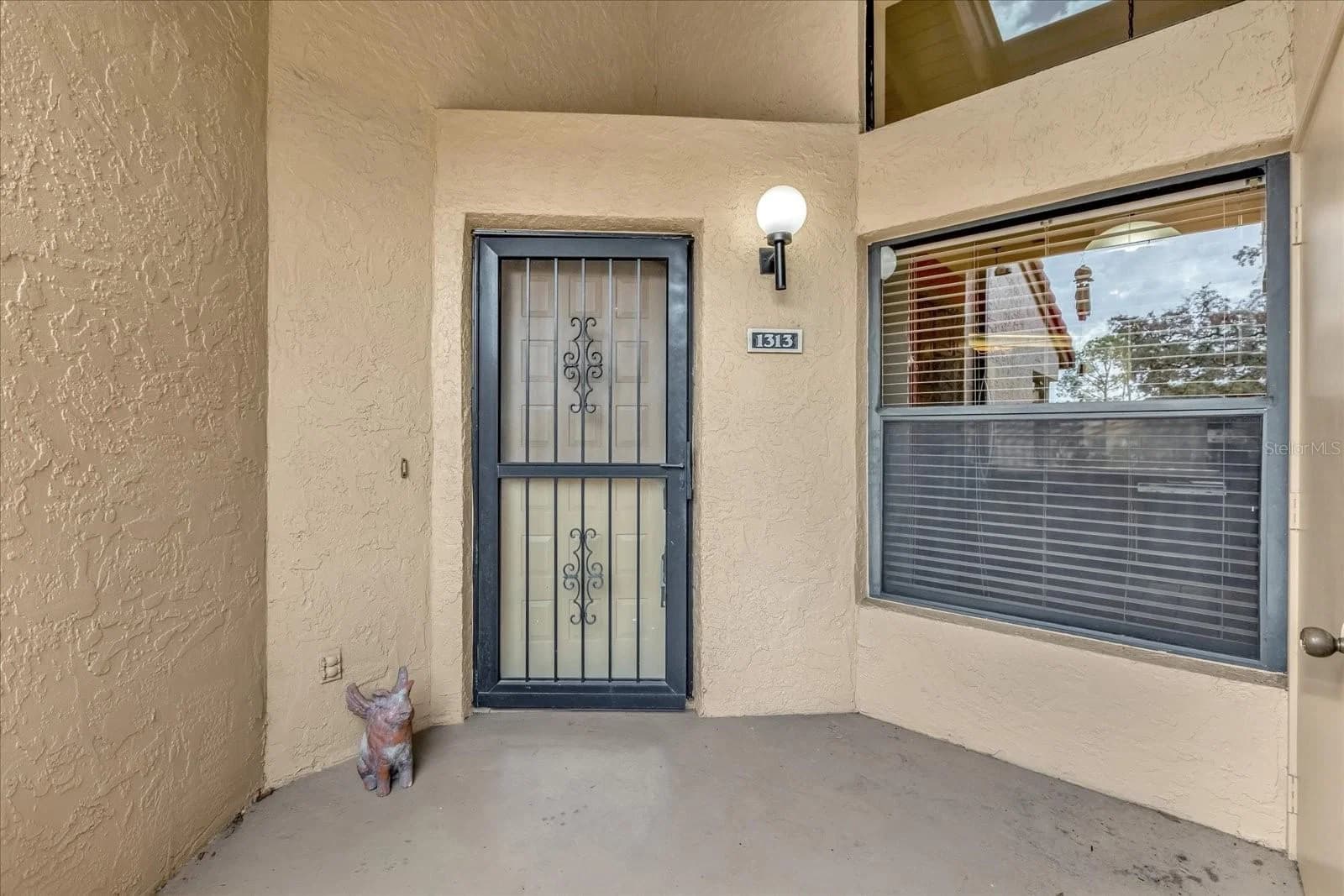 1313 LAKE WILLISARA Circle #1313