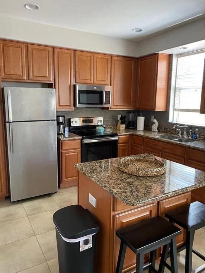 2544 BELLA VISTA Drive