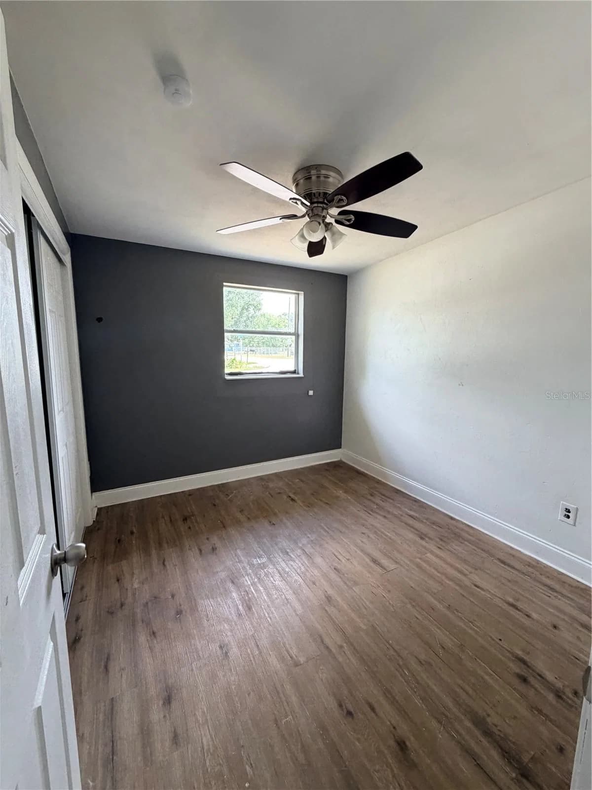 Photo 5 of 3400 W SUNSET Drive